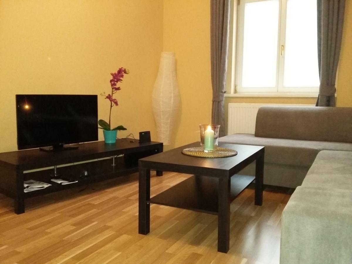 Angel Apartment Nr 4 Near To The Center Praha Eksteriør bilde